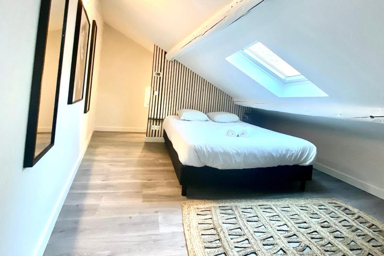 Le Loft - Bain Jacuzzi Et Sauna นีมส์ ภายนอก รูปภาพ